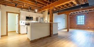 453 E Main Gallery 2