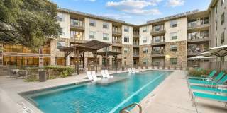 Everleigh Lakeline 60+ Active Adult Apartment Homes Gallery 21