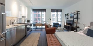 Elevate Lincoln Park Apartments Gallery 39