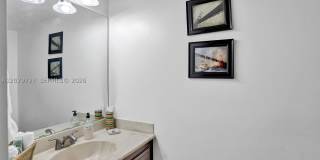 7064 SW 114th Pl 7064 SW 114th Pl Gallery 1