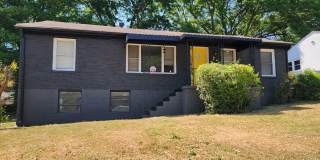 3 Bedroom Brick Ranch on Basement/5 Min Drive to Downtown Atlanta Gallery 1