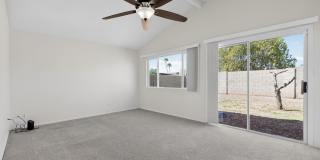 Charming 4BR House in Phoenix Gallery 14