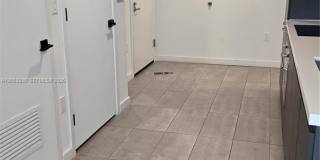 227 NE 2nd St Gallery 19