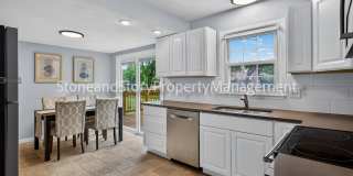 4 bedroom 2 bath on quiet street in Briarwood Gallery 15