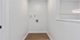 2027 Agnes Avenue Gallery 29