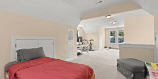 Stunning 4 Bedroom in Downtown Durham with Large Fenced Yard! Gallery 22