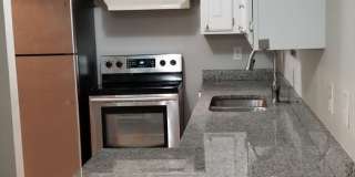 Two Bedroom 2 1/2 Bath Condo Gallery 4