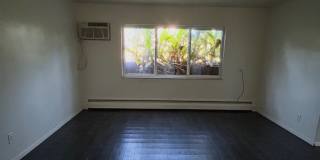 2560 Harrison Ave Gallery 1
