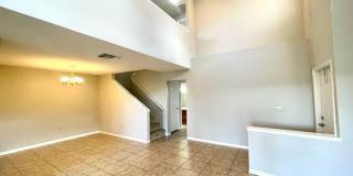 2642 Albion Avenue Gallery 28