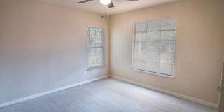 Cozy Remodeled Home Near Downtown Gallery 14