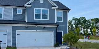 Spacious 3BD Townhome in Solana | 2-Car Garage | Pool, Gym & More Gallery 1