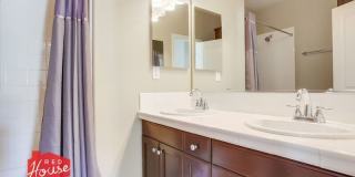 2711 Ascot Ave. Gallery 24