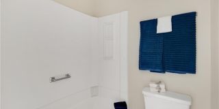 5940 Laguna Drive Gallery 24