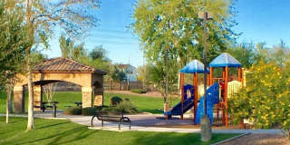 Exquisite Chandler 4 bed 3 bath home with Community Pool!! Gallery 16