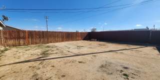 Beautiful 2 bedroom / 1 bathroom unit with all APPLIANCES included Gallery 21