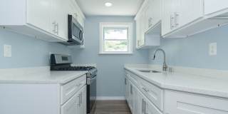 517 Palmer Street Gallery 1