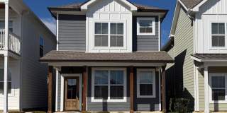 Spacious 4-Bedroom Home Near Tennessee Tech with Pool Access and Pet-Friendly Living Gallery 1