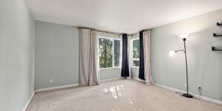 Amazing 2bed/1.5bath Condo Unit with Private Balcony in Meridian Park! Gallery 19