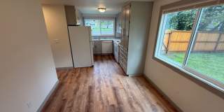 3bed/1.5bath $500 signing bonus if lease signed by April 31st, 2026 Gallery 13