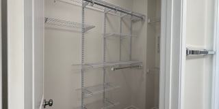 2 Bedroom, 2.5 Bath Tri-level townhouse in Signal Hill Gallery 27