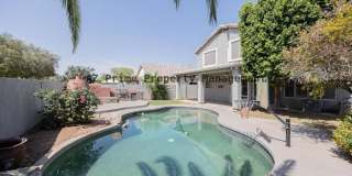 873 West Tremaine Avenue Gallery 32