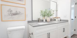 Maverick Modern Apartments Gallery 28