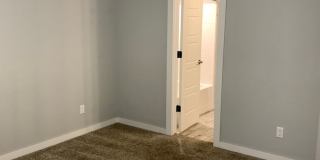 3 bedroom, 2 bathroom, 2 car garage Gallery 19