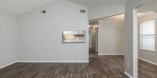 District at Hamilton Place Apartments Gallery 8