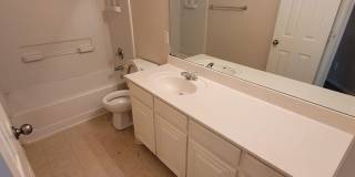 Clean North East Home - O'Conner & IH35 Gallery 13