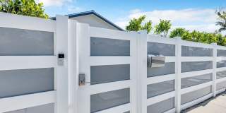 7076 Park Manor Gallery 33