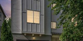 3-bedroom, 2.5-bath rental home located in Nashville’s vibrant, 12 South! Gallery 33