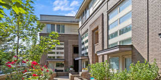 Nestled in the heart of Charlotte’s iconic Myers Park, this sophisticated 10-unit gated condo on Queens Road offers modern elegance & urban convenience Gallery 7