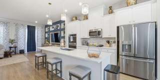 18359 MOSS GARDEN Road Gallery 7