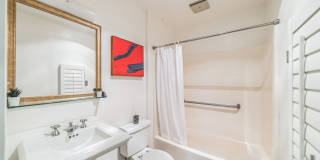 Park Glenview Apartments- Boutique Senior Living Gallery 19
