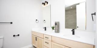 The District Lofts Gallery 7