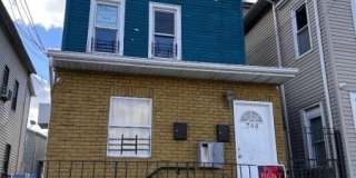 748 Trumbull St Gallery 1