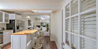 2323 Grand Canal Gallery 7