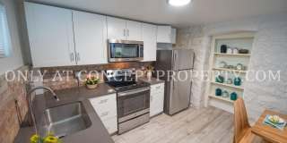 Beautifully Remodeled Apartment Home with Washer/Dryer in-Unit and Luxury Finishes! Gallery 21