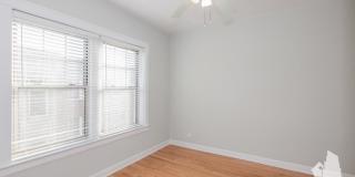 1923 W Winona Gallery 5