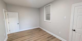 5750-52 RISING SUN Avenue Gallery 27