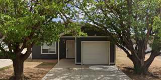 Cozy 3-Bedroom, 2-Bathroom Home with Garage in East Lubbock Gallery 1
