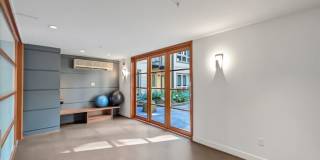 Spacious Condo in Prime Location of Capitol Hill Gallery 20