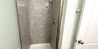 SPACIOUS 2BED/2BATH CONDO * SECOND FLOOR UNIT* Gallery 12