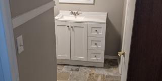Charming 2BR House in Sauk Village IL Gallery 9