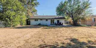 4517 Northwest Cheyenne Avenue Gallery 12