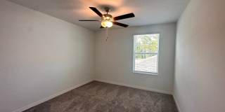 Spacious 5BR House in Lakeland Gallery 21