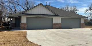 Three bedroom duplex in El Reno Gallery 1