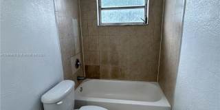 8287 NE Miami Ct Gallery 11