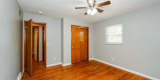 2512 Grosvenor Drive Gallery 9