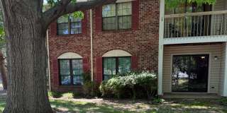 11 Crabapple Lane Gallery 1